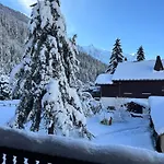 Apartment 7p Balcony Mountain View Parking Chamonix