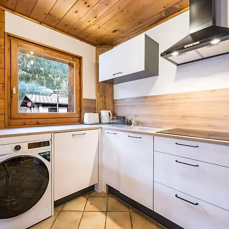 Apartment 7p Balcony Mountain View Parking Chamonix